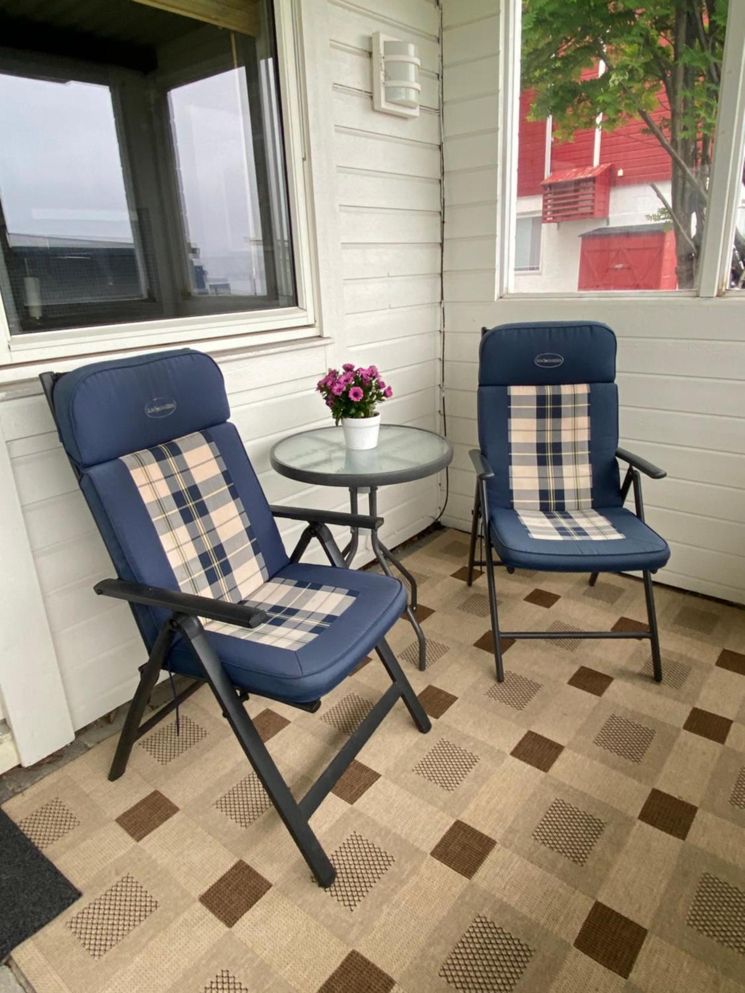 Polar Cozy Apartment - With View And Free Parking Tromsø Exteriör bild